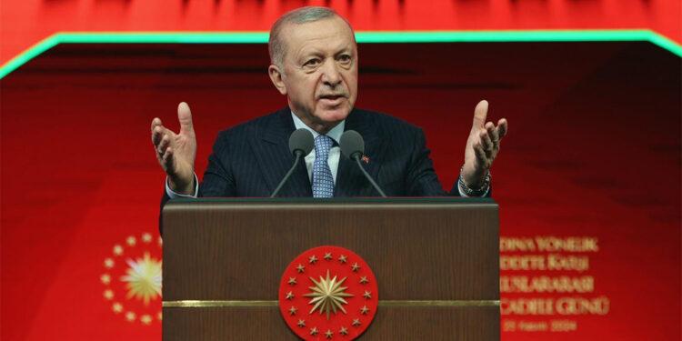 Cumhurbaşkanı Erdoğan'dan CHP'ye tepki; Meclis'te komisyonu bastılar, terör estirdiler