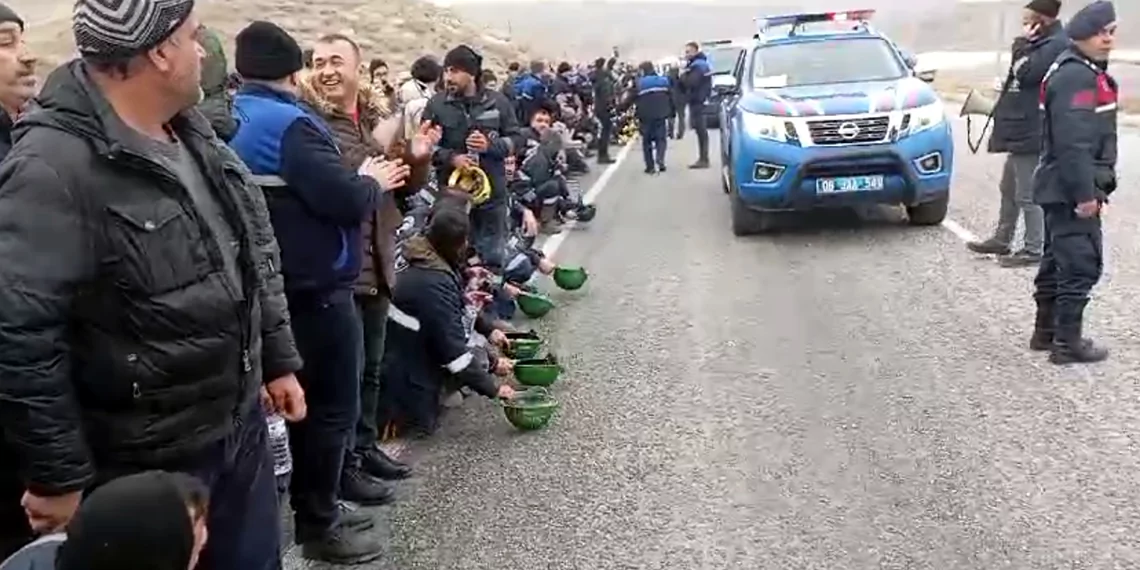 Çayırhan işçileri ankara'ya yürüyüş başlattı