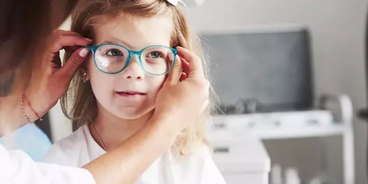 Çocuklarda miyopi görülme oranı iki kat arttı