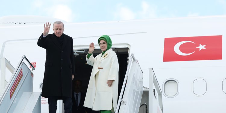 Cumhurbaşkanı Erdoğan Kırgızistan'a gitti