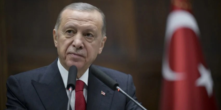 Cumhurbaşkanı Erdoğan, şair Sezai Karakoç'u andı