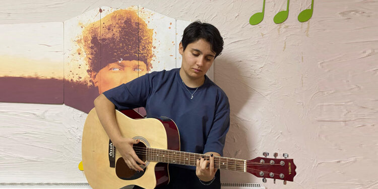 Nazlı Can, Kraliyet Müzik Akademisi'nden tam burs kazandı