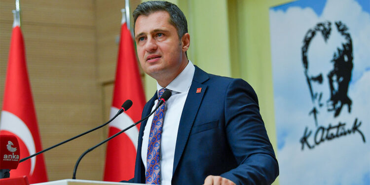 AKP'yi desteklemeyen herkes terörist