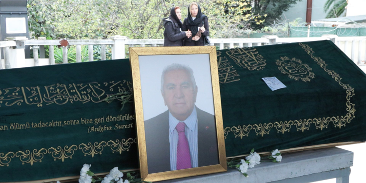 'Doktor Terzi' son yolculuğuna uğurlandı