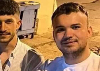 Su kanalına düşen otomobildeki 2 genç öldü
