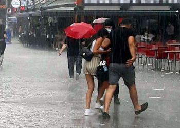 Ege'de 5 il için yağışlı hava uyarısı