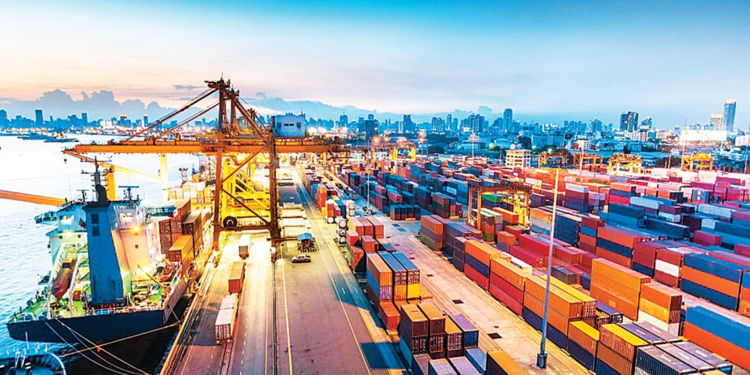 Ekimde ihracat attı, ithalat aynı kaldı