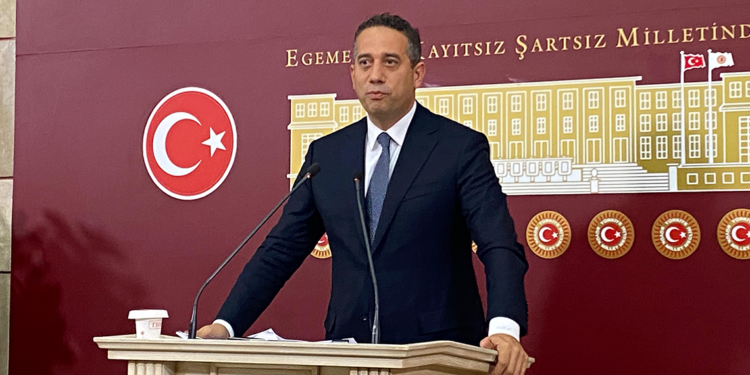 En düşük asgari ücret 30 bin lira olmalıdır