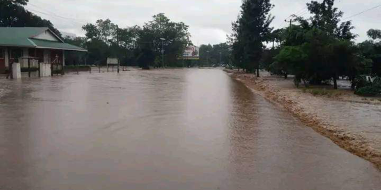 Endonezya'da heyelan 7 ölü