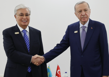 Erdoğan, Kazakistan Cumhurbaşkanı Tokayev ile görüştü