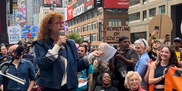 Filistin mitingine katılan oyuncu Susan Sarandon, kara listeye alındı