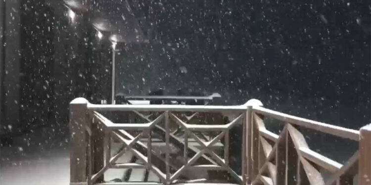 Gerede-Karabük yolunda yoğun kar; ulaşım durdu