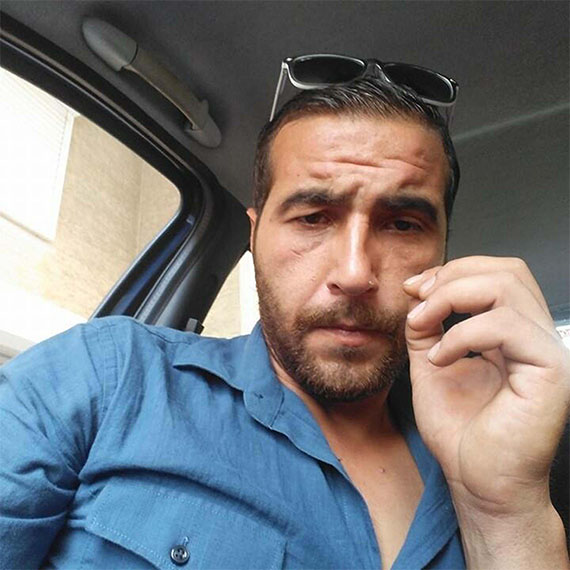 İzmir'in Karaburun ilçesinde yolun karşısına geçmeye çalışan Göztepe taraftarının öldüğü kazada sanığa indirimli ceza verildi.