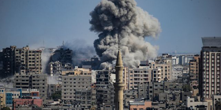 Gazze'de can kaybı 43 bin 552'ye yükseldi