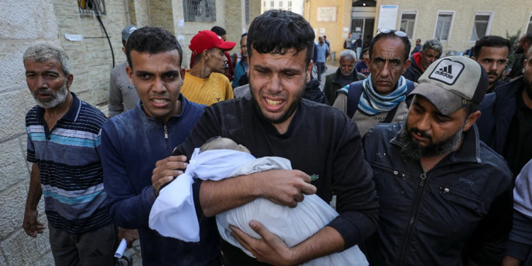 Gazze'de can kaybı 43 bin 712'ye yükseldi