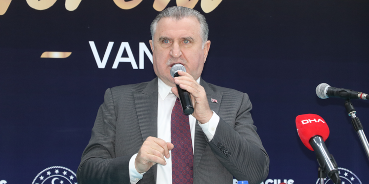 Gençlerimiz spor yapsın, terörün pençesine gitmesin