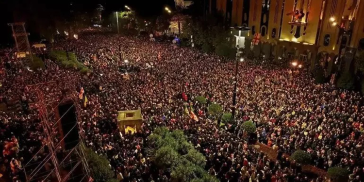 Gürcistan’da muhalefet partilerinden yeniden seçim çağrısı