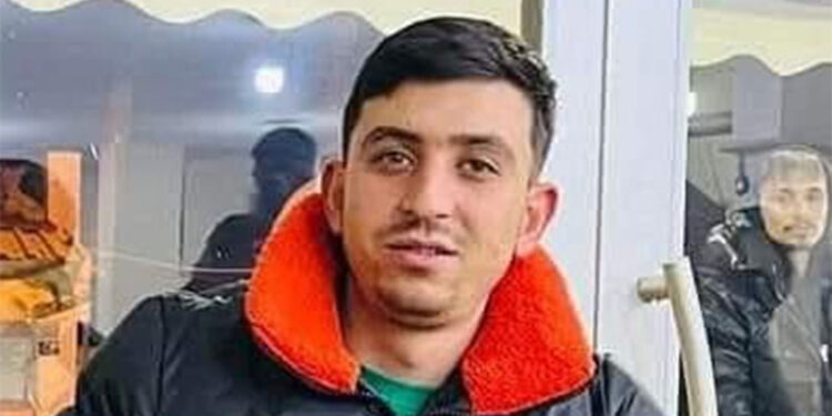 Husumetlilerinin bulunduğu otomobile ateş açtı: 1 ölü, 2 yaralı