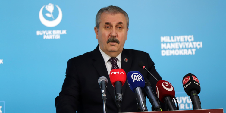 Harp okullarımız siyasetin malzemesi yapılmamalı