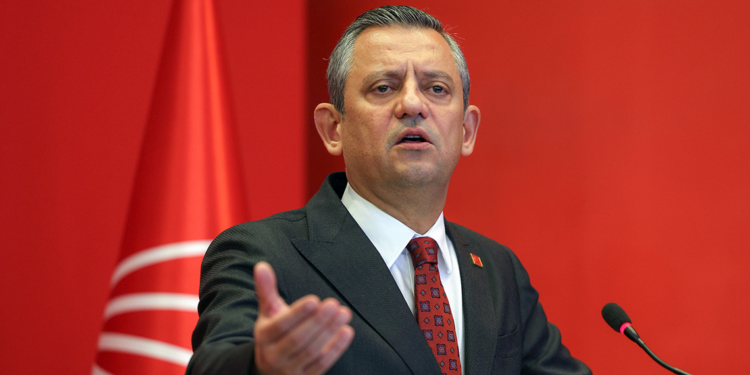 Herkesin kendini eşit hissettiği ve eşit gördüğü bir ülke istiyoruz