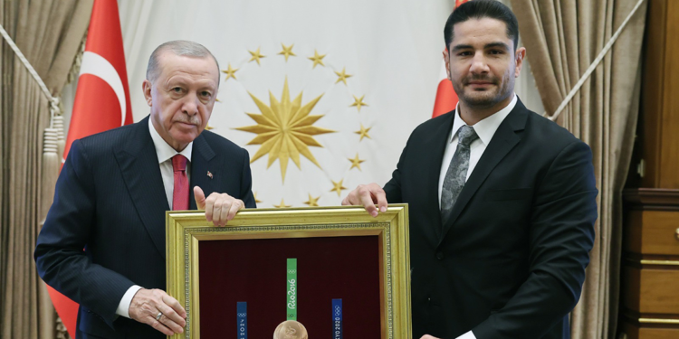 Hiçbir kulübümüz desteksiz kalmayacak