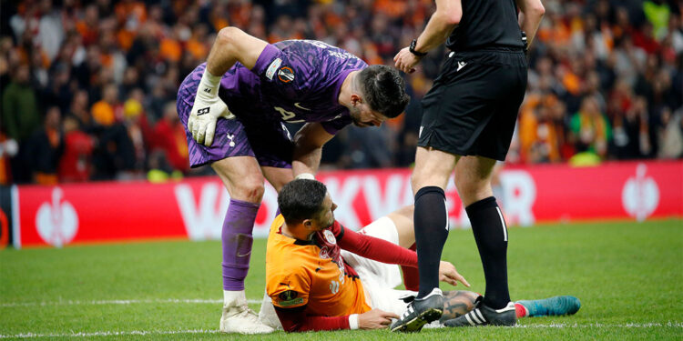 Galatasaray'a kötü haber; Icardi sezonu kapattı