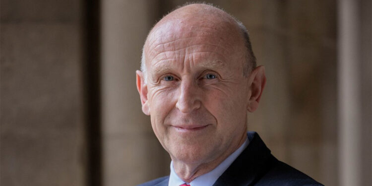 İngiltere ordusunda deniz ve hava araçları iptal ediliyor