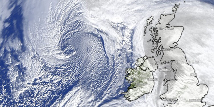 İrlanda'da 'Bert Fırtınası' alarmı