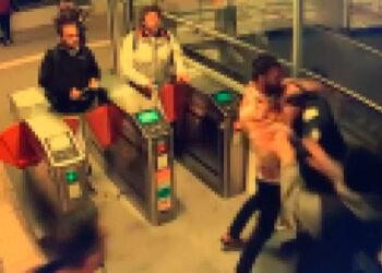 Marmaray'da güvenlik görevlisi yolcuyu vurdu