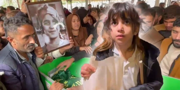 Mezarlıkta öldürülen Şirin, gelinlik ve papatyalarla defnedildi