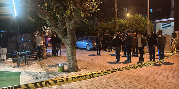 Seferihisar'da polis ekibine silahlı saldırı: 2'si ağır 3 yaralı