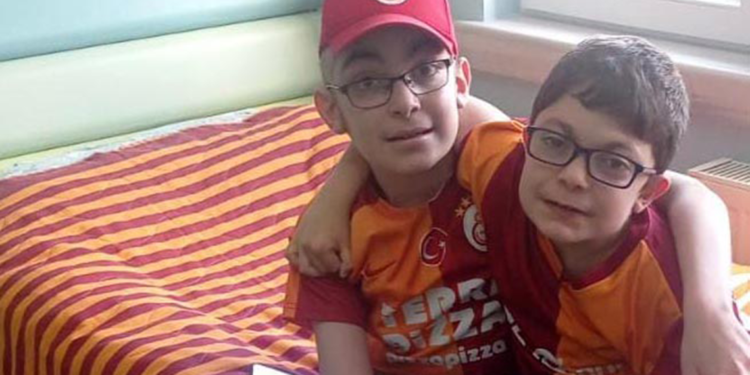 İlik nakli bekleyen Ahmet'e enzim tedavisi umut oldu