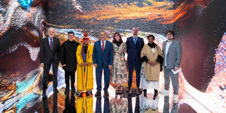 'Inner Portrait' eserinin Türkiye lansmanı AKM’de gerçekleşti