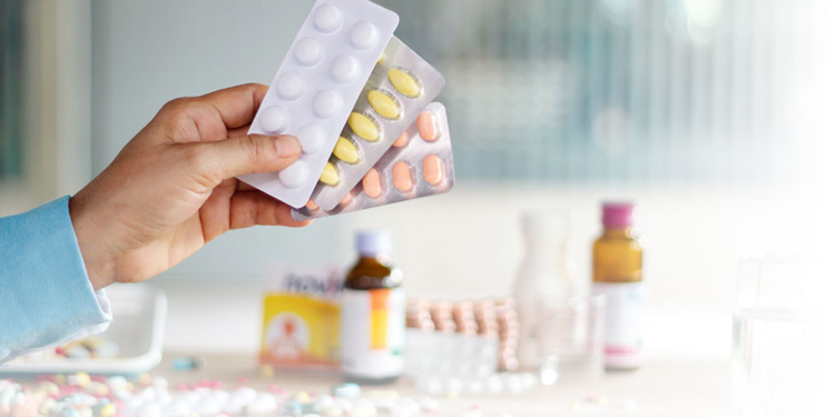 İnternetten araştırarak ilaç kullanmak hayati risk taşıyor