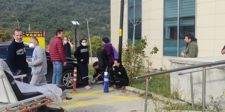 İplik fabrikasında kimyasal sızıntı; 15 kişi etkilendi