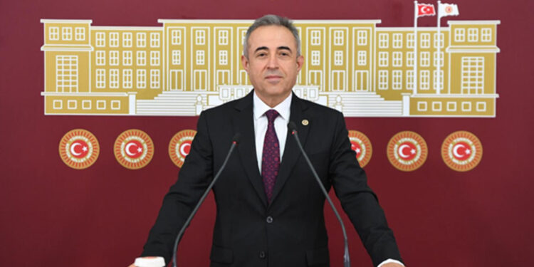 Havaalanına uçak inememe rekoru Kahramanmaraş'ta