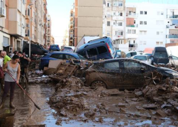 İspanya'da 8 bölgede sel alarmı verildi