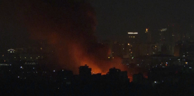 İsrail'in merkezine füze saldırısı