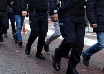İstanbul'da uyuşturucu satıcılarına yönelik operasyon: 43 şüpheli tutuklandı