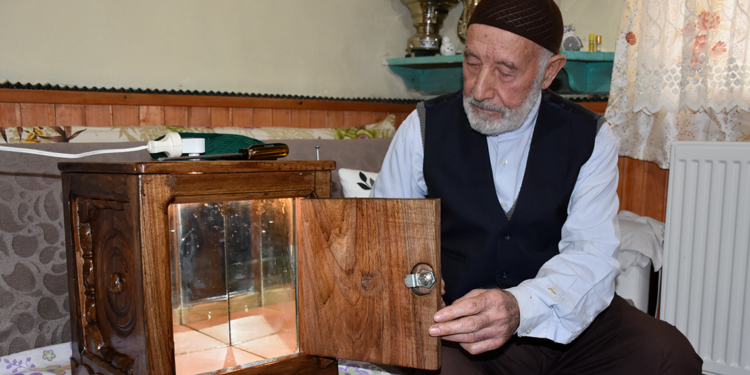 İyiliğe adanmış ömürden 'Sakal-ı Şerif' için muhafaza kutusu