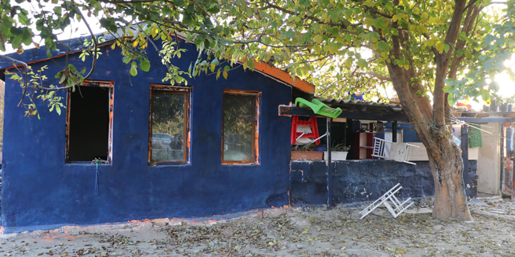 İzmir'de, yangında 5 kardeşin öldüğü mahallede sessizlik