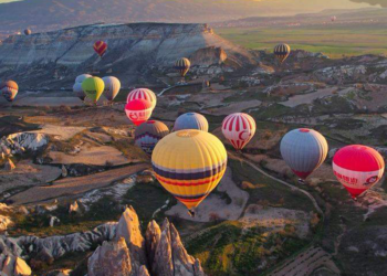 Kapadokya'daki sıcak hava balonları, 10 ayda 675 bin kişiyi taşıdı