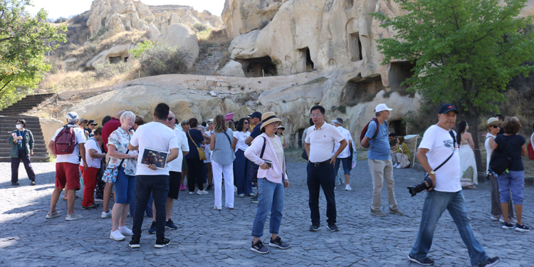 Kapadokya'ya 10 ayda yaklaşık 4 milyon ziyaretçi