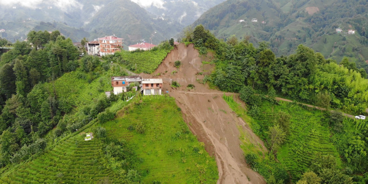 Karadeniz'de 'atmosferik' afetlerde 2,5 kat artış var