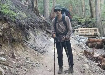 Kayıp dağcı, beş hafta sonra sağ olarak bulundu