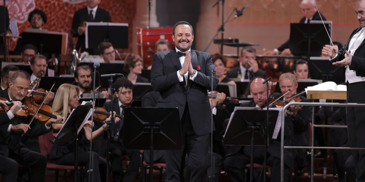 Limak Filarmoni Orkestrası ilk yurt dışı konserini verdi