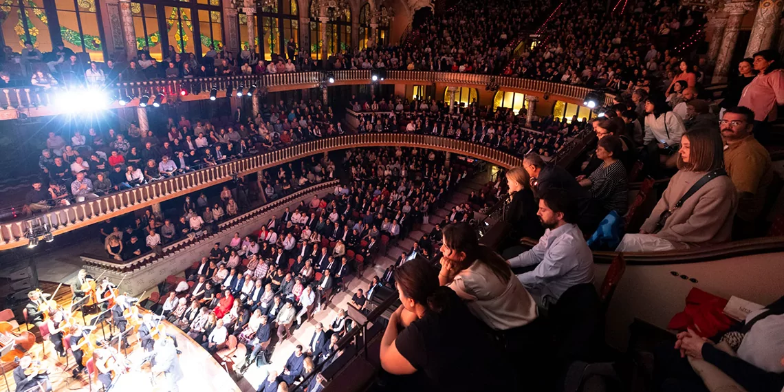 Limak filarmoni orkestrası ilk yurt dışı konserini verdi