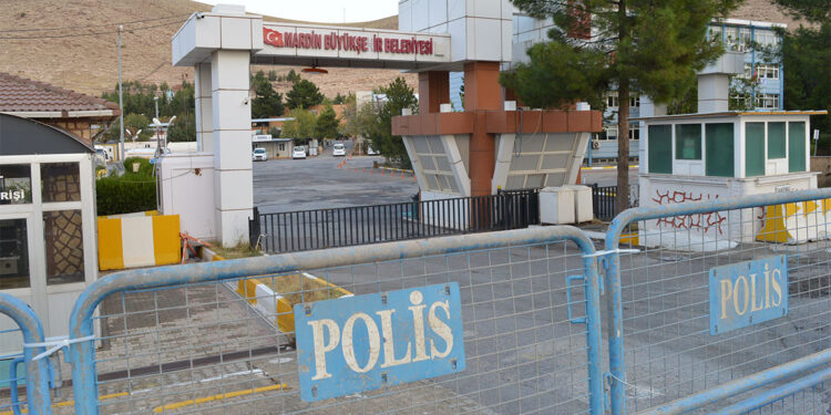 Mardin Büyükşehir Belediyesi 420 kişiyi işten çıkardı mı?