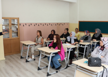 MEB'den veliler için 'Ebeveyn Okulu'