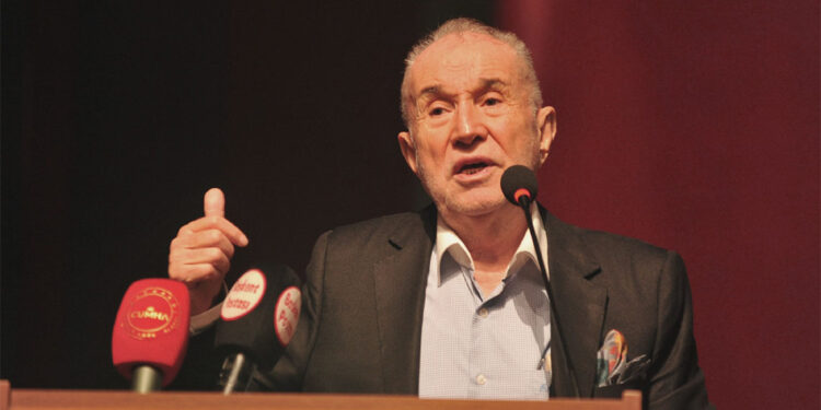 Bebeklere kıyanlara hesap sormak bize nasip olacak